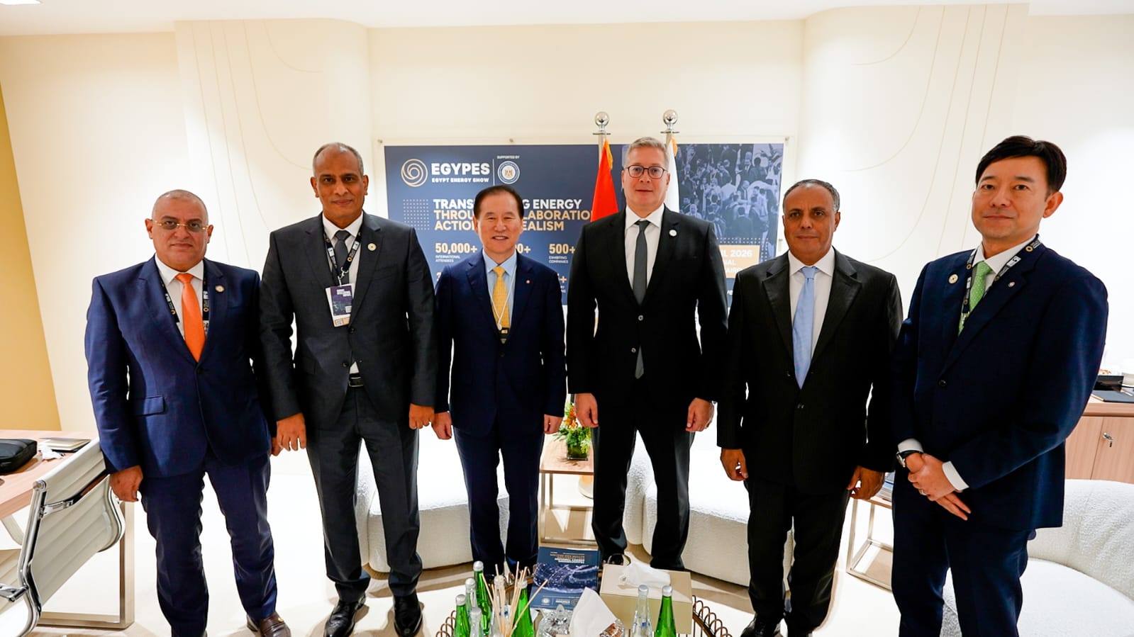 وزير البترول يعقد لقاءات مع رؤساء شركات عالمية على هامش مؤتمر أديبك 2025